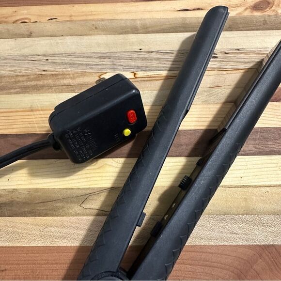 Cricket X2 flat iron. Good condition - Picture 2 of 9